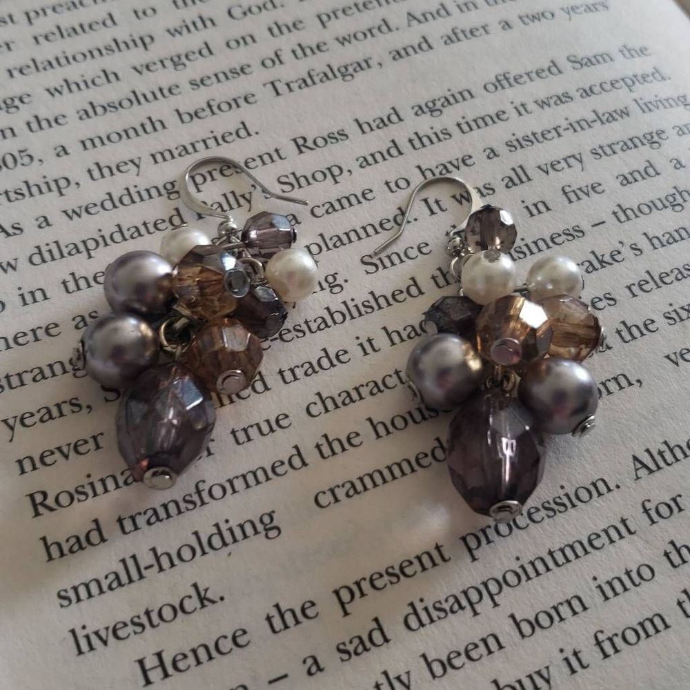 Silver, Gray, and Amber Balls Earrings‎